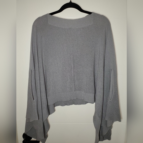 Lululemon Forward Fliw Poncho Rhino Grey - Picture 7 of 13